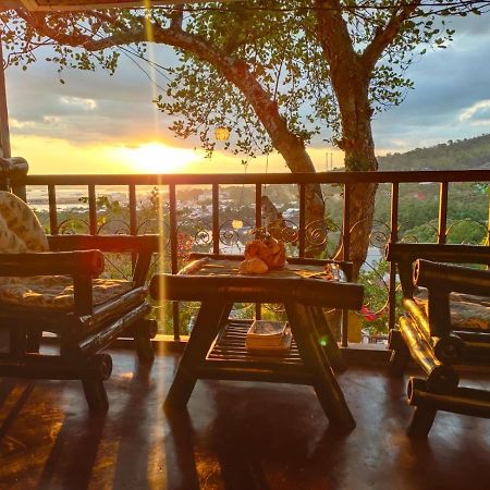 Purple Homestay Hillside Coron Dış mekan fotoğraf