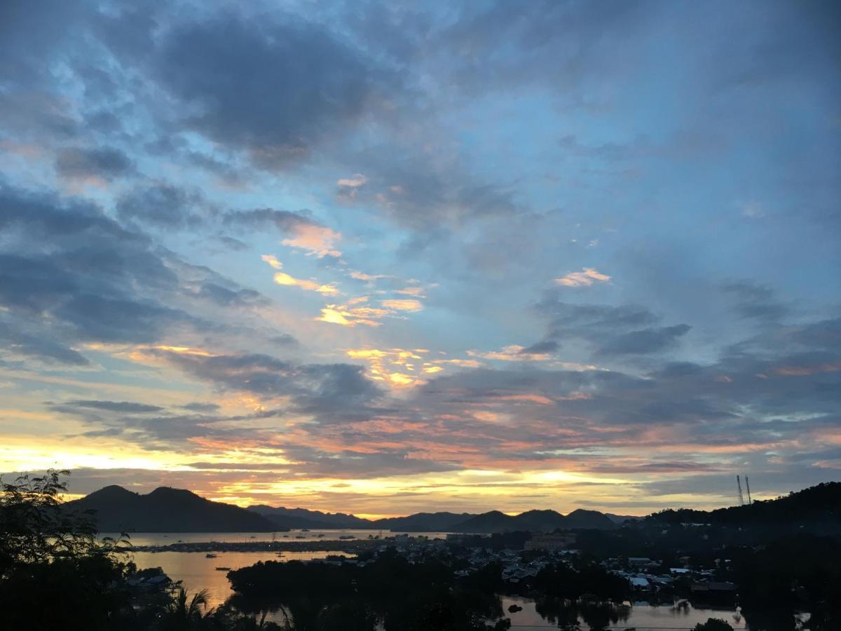 Purple Homestay Hillside Coron Dış mekan fotoğraf